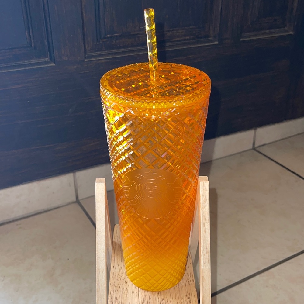 🧡Ombré Mango Jeweled Tumbler